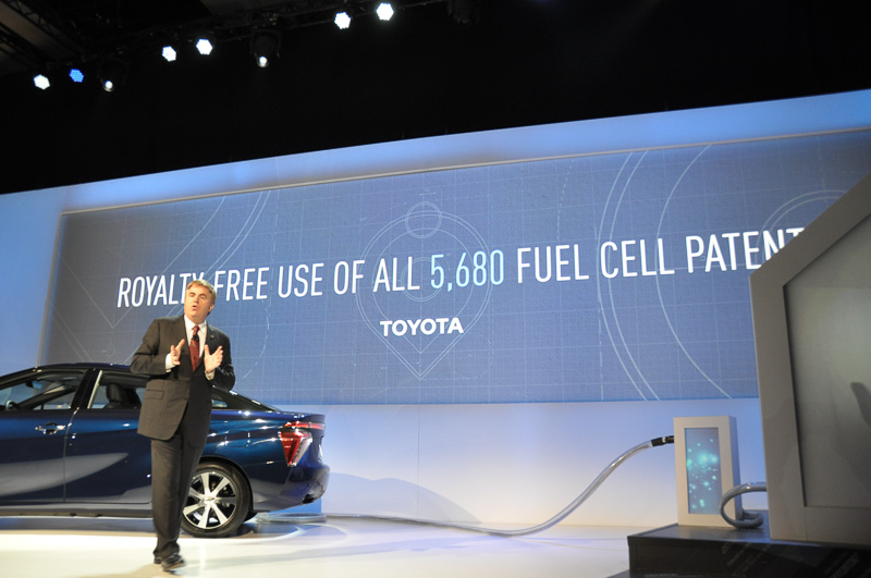 トヨタ、約5680件の燃料電池関連特許の実施権を無償に