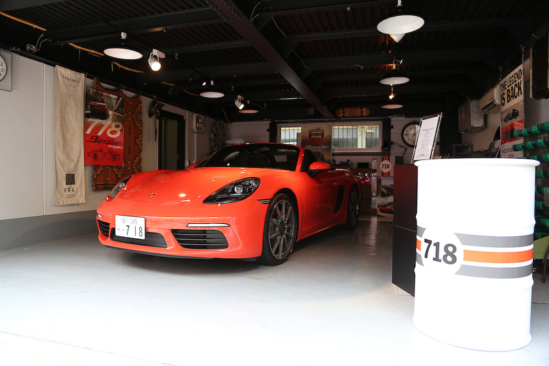 ポルシェ 718・ボクスター ノベルティ 非売品 ガレージ プレート