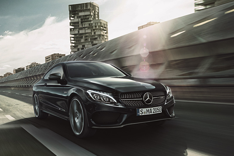 メルセデス・ベンツ、「Cクラス クーペ」に「メルセデスAMG C 43