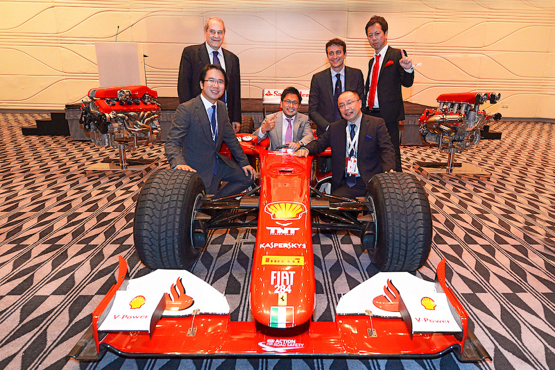 コーンズ・フェラーリ大阪ショールーム、世界でもっとも優秀なセールス