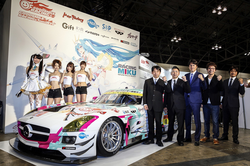 グッドスマイルレーシング、“レーシングミク 2015 ver.”仕様のSLS AMG 