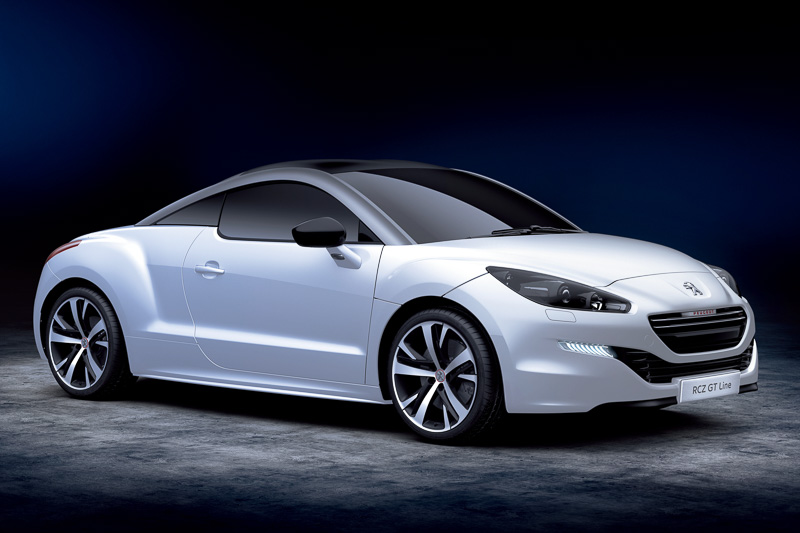 プジョー、内外装の雰囲気を変更した「RCZ GTライン」 - Car Watch