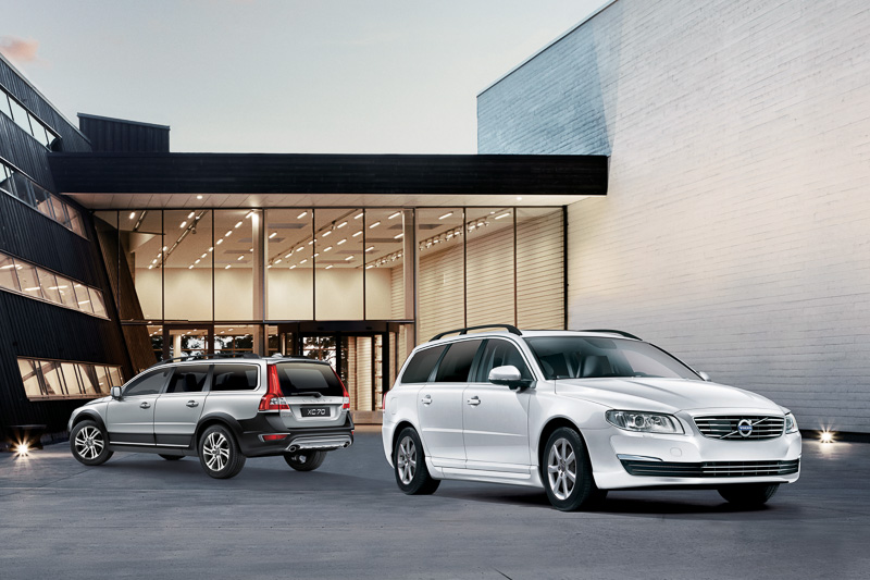 ボルボ、Drive-Eパワートレーンを追加した「V70 クラシック」「XC70