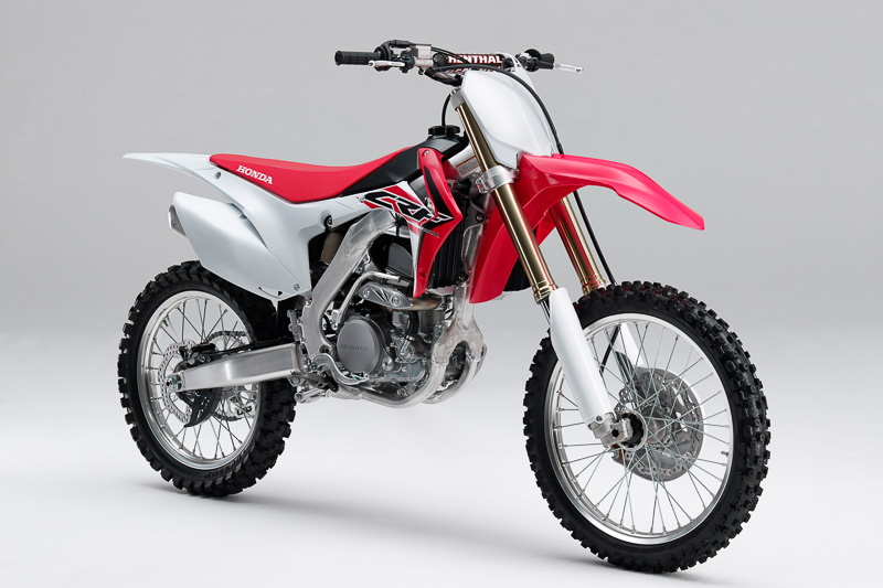 ホンダ、モトクロス競技専用車「CRF250R」「CRF450R」の2016年型モデル