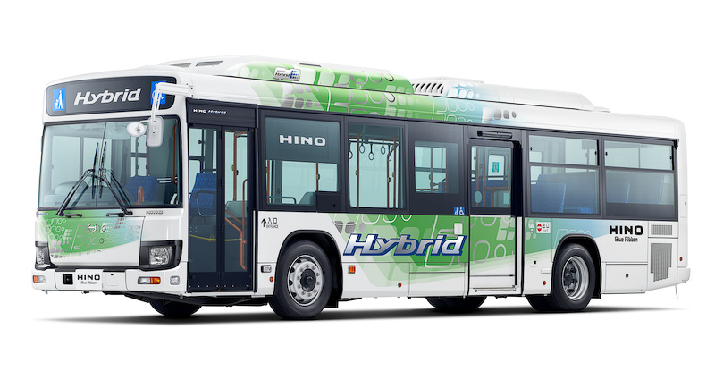 日野、大型路線バスをモデルチェンジ、「ブルーリボン」「ブルーリボン