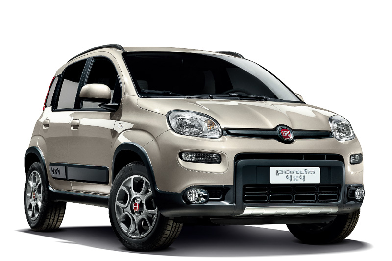 フィアット「パンダの本」／　平成14年　同人誌　【希少本】 フィアット「パンダの本」／ 平成14年 同人誌 【希少本】