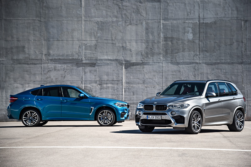 BMW、「X5」「X6」に「レーン・チェンジ・ウォーニング」標準