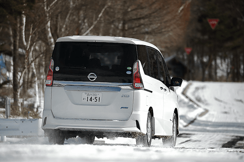 インプレッション 日産オールラインアップ雪上試乗 長野県女神湖 Car Watch