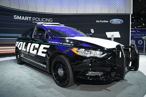 ニューヨークショー 17 フォード 業界初の 追跡型ハイブリッドパトカー 公開 警察機関が認定する追跡能力を持つパトカー