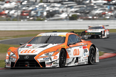 Super Gt 第3戦オートポリス 大クラッシュ 同士打ち Gt500クラスは36号車 Au Tom S Lc500が優勝 Car Watch