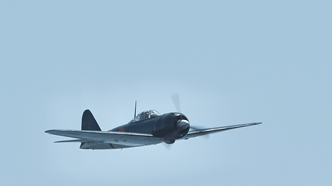 佐藤安孝の零戦フォトギャラリー 東京湾上空に飛来した零式艦上戦闘機の写真をフルhd解像度で Car Watch