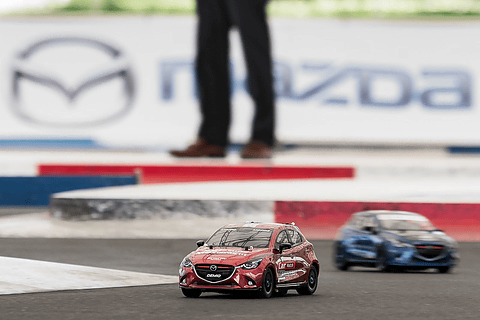 マツダ デミオ ロードスター のrcカーで競う タミヤグランプリ全日本選手権 Mazda Championship Car Watch