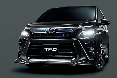 Trd 新型 ヴォクシー ノア エスクァイア 用カスタマイズパーツ Car Watch