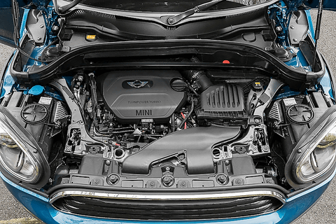 インプレッション Bmw Mini クロスオーバー 17年フルモデルチェンジ Car Watch