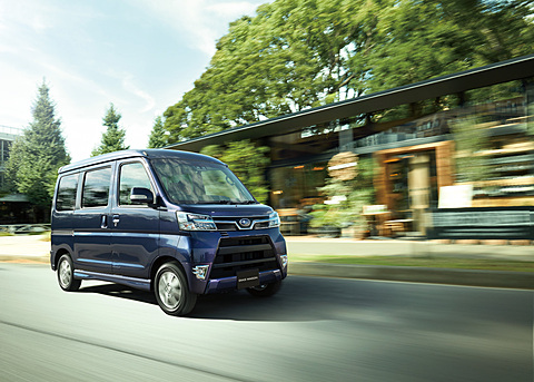 スバル サンバーバン ディアスワゴン 改良モデルに スマートアシストiii を採用 Car Watch