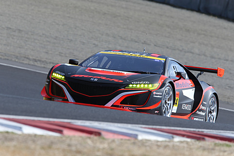 インタビュー 新型車両 Nsx Gt3 でsuper Gtに参戦するmodulo Drago Corseチーム Car Watch