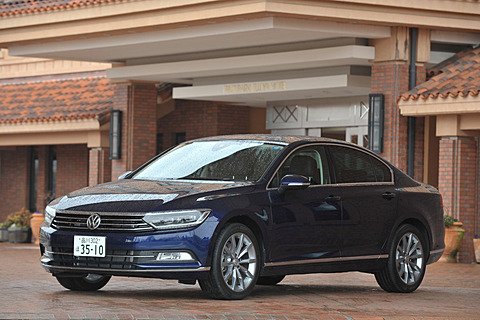 インプレ フォルクスワーゲンの新世代ディーゼル搭載車 パサート Tdi 車両型式 Lda 3cdfc が上陸 その仕上がりは 街中から高速までどこでも気持ちよく走れる万能選手 Car Watch