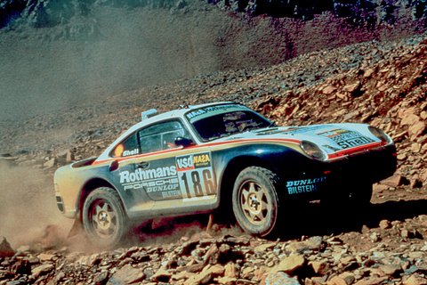 ポルシェ誕生70周年を祝う ポルシェ エクスペリエンスデイ18 開催 パリダカ ポルシェ959 の展示も Car Watch