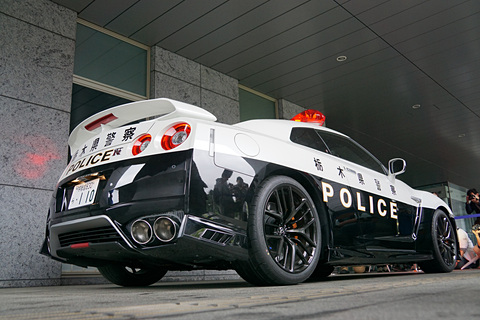 栃木県警察、R35型「GT-Rパトカー」を初公開 - Car Watch