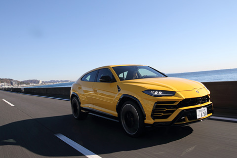 Pr まるも亜希子はどう感じた ランボルギーニの スーパーsuv ウルス の魅力とは Car Watch