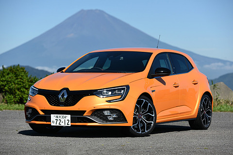 ルノー 東京オートサロン 19でmt仕様の メガーヌ ルノー スポール 参考出展 Car Watch