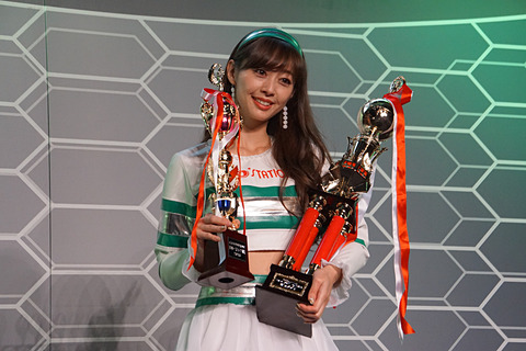 東京オートサロン 2019 日本レースクイーン大賞2018 グランプリに林紗久羅さん