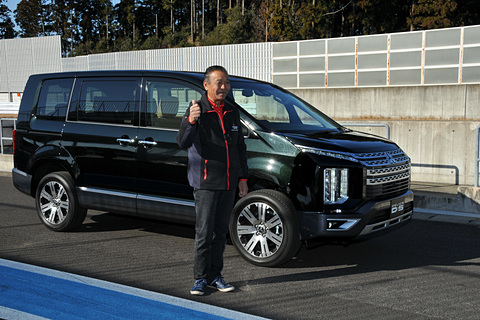 発売前の新型 デリカd 5 の魅力をサーキットで体感 三菱自動車 デリカファンミーティング 袖ヶ浦 レポート Car Watch