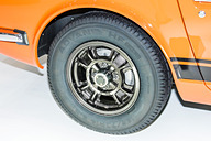 横浜ゴム ヒストリックカー向けタイヤ Advan Hf Type D 店頭販売もスタート Car Watch