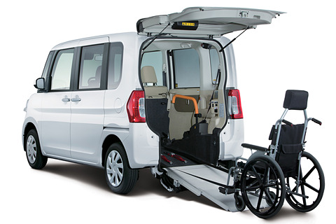 ダイハツ バリアフリー19 で タント スローパー など6車種7台を展示 Car Watch