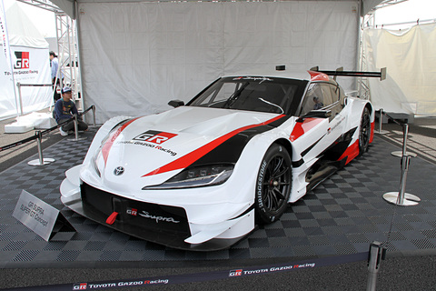 Super Gt 第2戦 富士 Grスープラ スーパーgtコンセプト と直6エンジンの スープラ 日本仕様を展示 Car Watch
