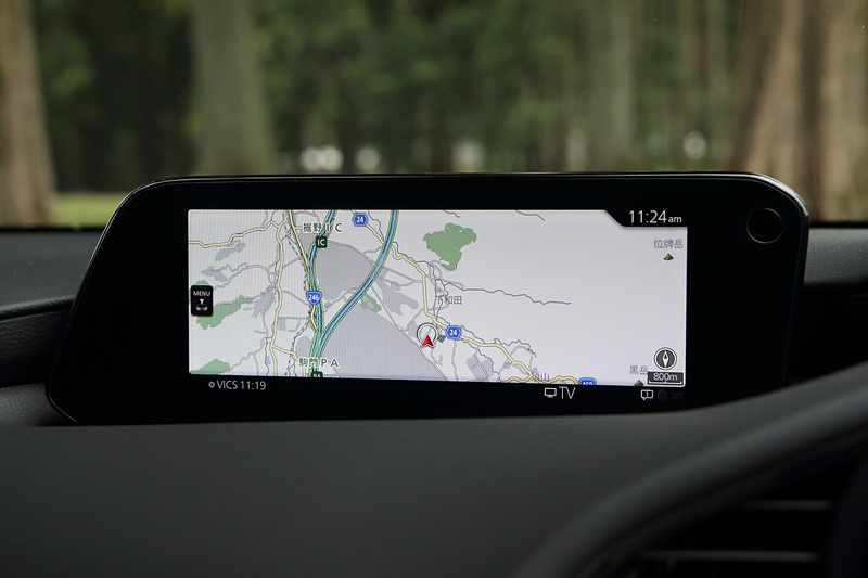 ã¯ã¤ãã«ãªã£ã¦æå ±ã®è¡¨ç¾åãå¢ãã8.8ã¤ã³ããã£ã¹ãã¬ã¤