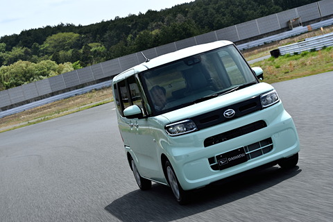 試乗インプレ 新プラットフォーム Dnga 第1弾 ダイハツの新型 タント プロトタイプ試乗で感じたダイハツ車の未来 河村康彦 Car Watch