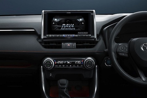 アルパイン Wxga 9v型画面の車種専用avナビ ビッグx がトヨタ Rav4 に対応 Car Watch