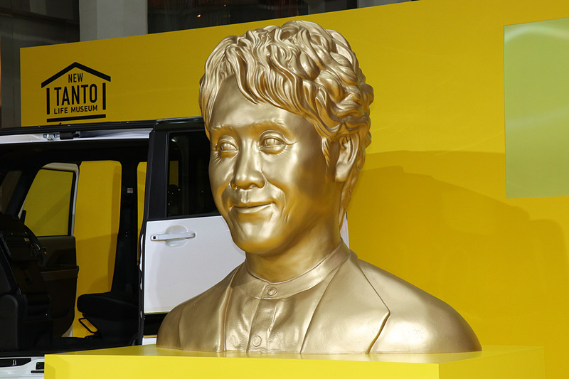 “巨”大泉洋 像