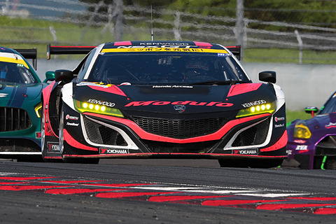 1年前に大クラッシュしたmodulo Kenwood Nsx Gt3が 2019年の Super Gt 第5戦 富士 で3位表彰台を取るまで Car Watch