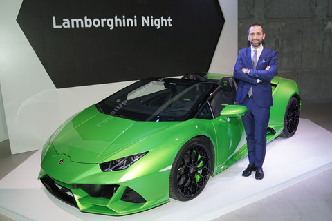 ランボルギーニ 19年の国内販売台数は650台に Suv ウルス 成功を報告した Lamborghini Night Car Watch
