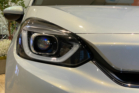 ホンダ 新型 フィット をホンダウエルカムプラザ青山で先行展示中 Car Watch