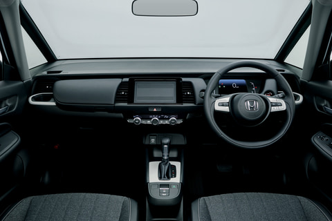 ホンダ 2モーターの E Hev で最高燃費29 4km Lの新型 フィット 155万7600円から Car Watch ホンダ 2モーターの E Hev で最高燃費29 4km Lの新型 フィット 155万7600円から Car Watch