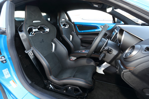 試乗インプレ アルピーヌ A110s 試乗 路面にへばりつくような圧巻のロードホールディング 筑波サーキットでa110 リネージと比較試乗 Car Watch