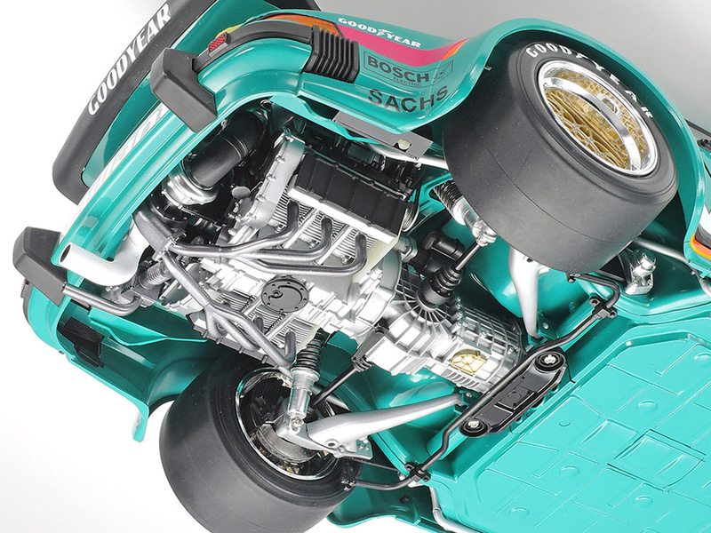 画像］タミヤ、1/12 ポルシェ 934 ヴァイラント (エッチングパーツ付き