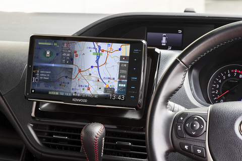 ナビレビューケンウッドの最新“彩速ナビ”「MDV-M907HDF」、フローティング機構＆9V型HDパネルなど充実機能のハイコスパモデル  解像度アップでも地図の拡大縮小、ルート探索など“彩速”ぶりは健在 - Car Watch