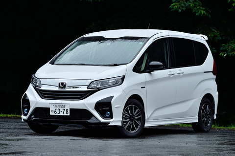 Pr 実効空力デバイス を搭載した新型 フリード Modulo X 新旧モデルを比較した Car Watch