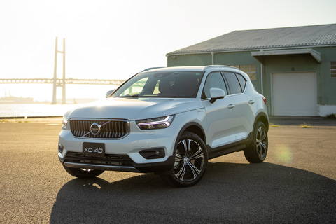 ボルボ Suv Xc40 Xc60 Xc90 のパワートレーン一新 48vハイブリッド搭載で全車電動化 Car Watch