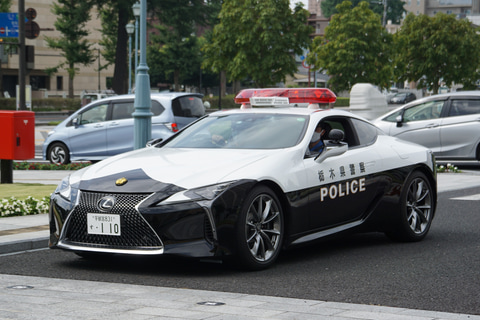 全国警察初配備の栃木県警察 レクサスlcパトカー 写真や動画で紹介 Car Watch