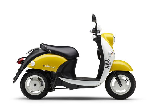 ヤマハ E Vino 21年モデル 5年ぶり初のカラーチェンジ Car Watch