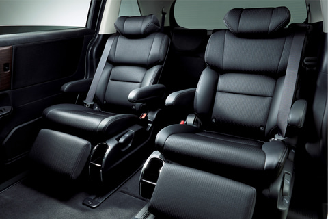 ホンダ オデッセイ マイナーチェンジ 価格は349万円5000円から Car Watch