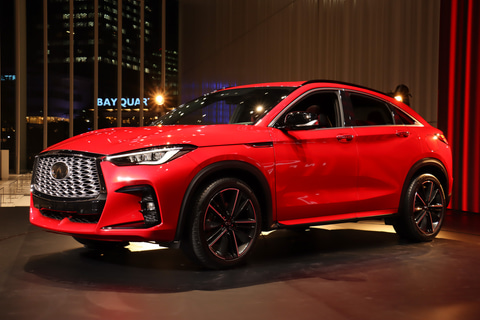 インフィニティ 新型suvクーペ Qx55 日本初公開 日本のクラフトマンシップ を内外装で表現 Car Watch