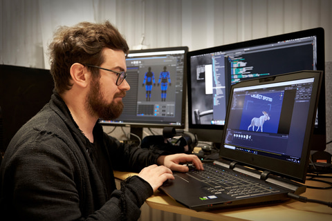 ボルボ 先進安全技術開発に 究極のドライビングシュミレーター 起用 Car Watch