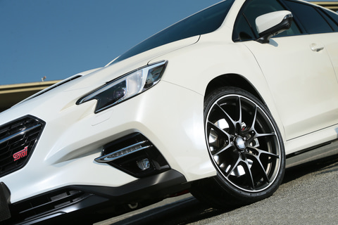 Pr レイズのvolk Racing 21年春モデルに注目 高性能な新世代鍛造ホイールの今を知る 前編 Car Watch