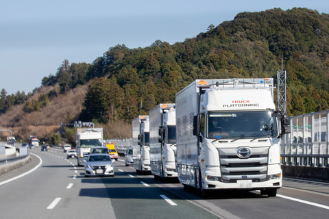 豊田通商 大型トラックで実現した 高速道路 後続無人隊列技術 オンライン説明会 Car Watch